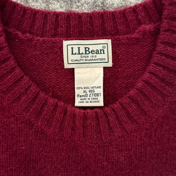 L.L. Bean Men's Sweater Red 100% Shetland Wool - Picture 2 of 2